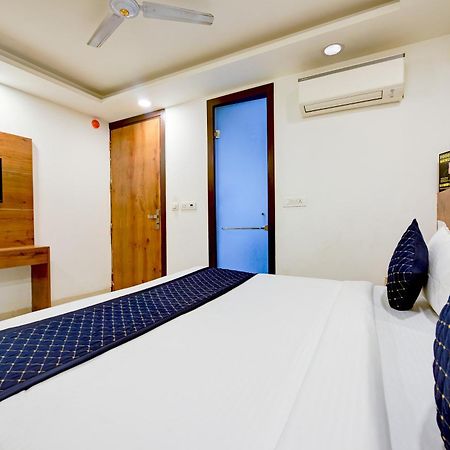 Hotel Grand Qubic Near Delhi Airport Nové Dillí Exteriér fotografie