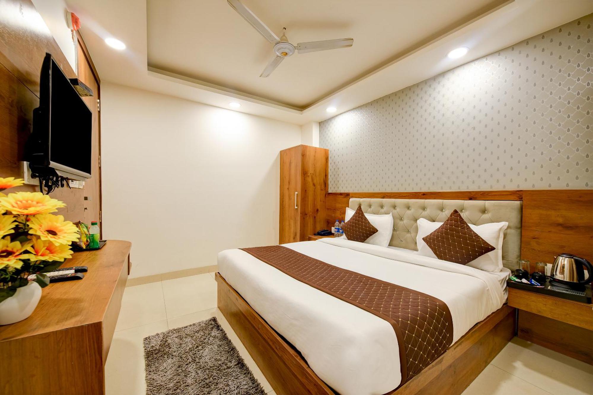 Hotel Grand Qubic Near Delhi Airport Nové Dillí Exteriér fotografie